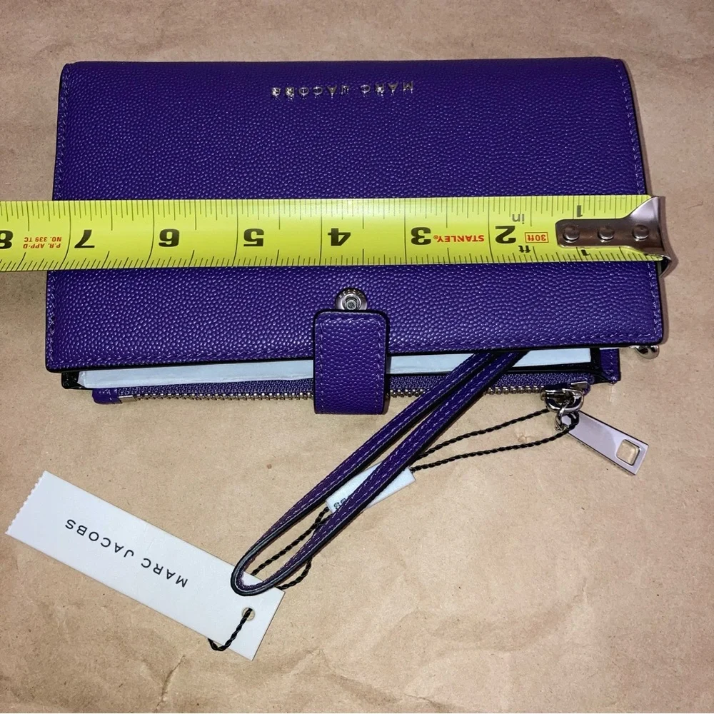 Marc Jacobs new tag